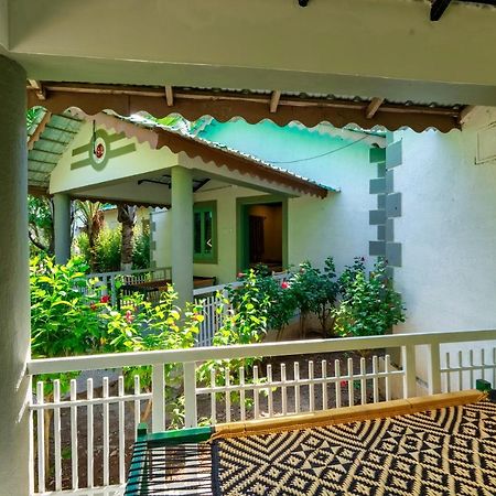 Saavaj Resort, Sasan Gir - Where Wilderness Meets Luxury מראה חיצוני תמונה