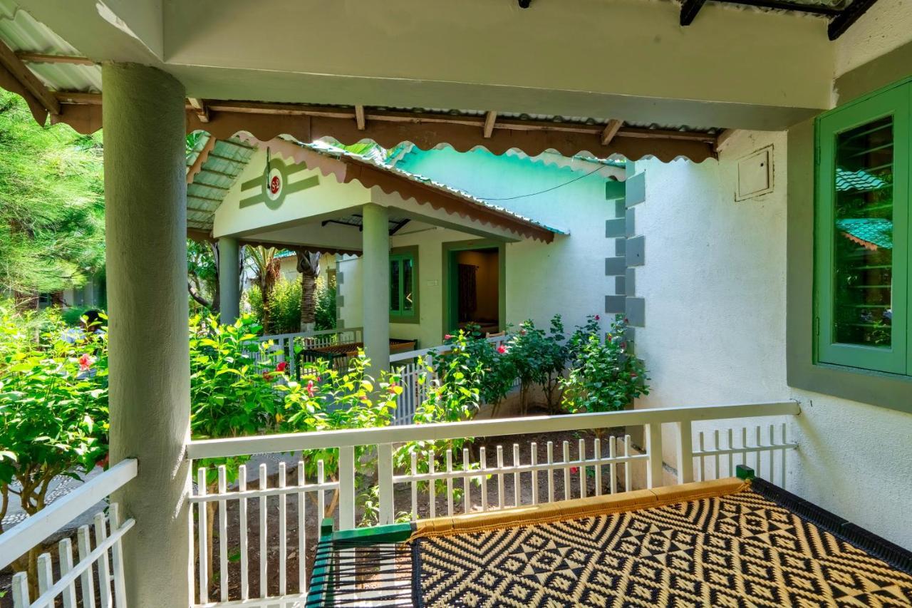 Saavaj Resort, Sasan Gir - Where Wilderness Meets Luxury מראה חיצוני תמונה