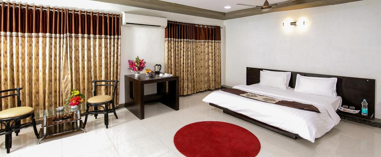 Saavaj Resort, Sasan Gir - Where Wilderness Meets Luxury מראה חיצוני תמונה