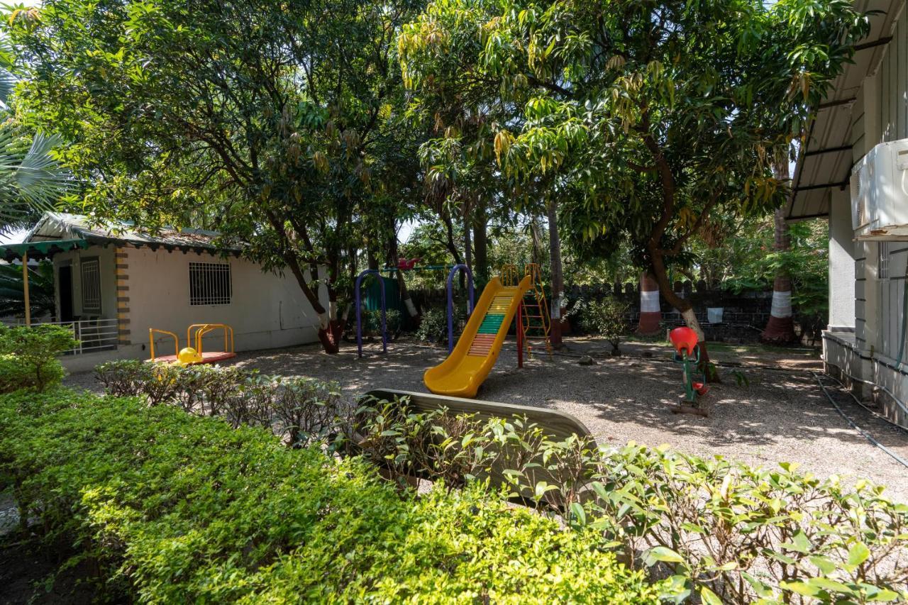 Saavaj Resort, Sasan Gir - Where Wilderness Meets Luxury מראה חיצוני תמונה